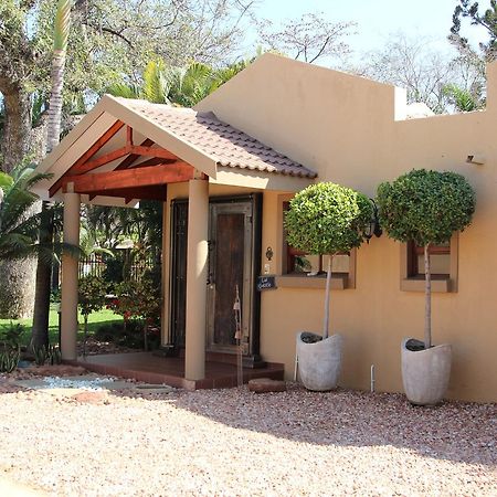 Micasa Sucasa Guesthouse Lephalale Εξωτερικό φωτογραφία